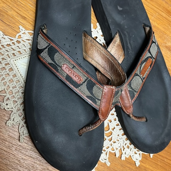 Coach Juliet Leather Flip Flop Size 9 9.5 - Picture 2 of 5